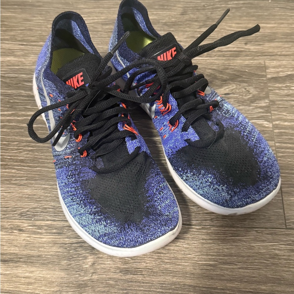 Nike Blue and Black Athletic Shoes